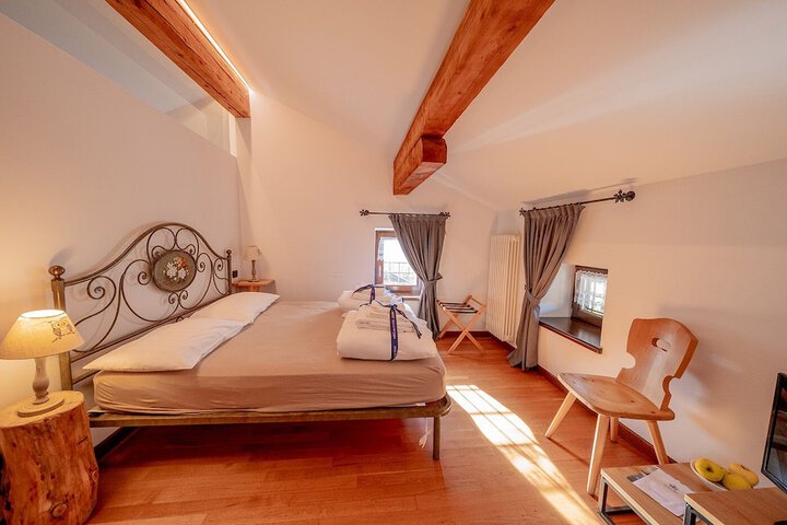Room 20 of 38