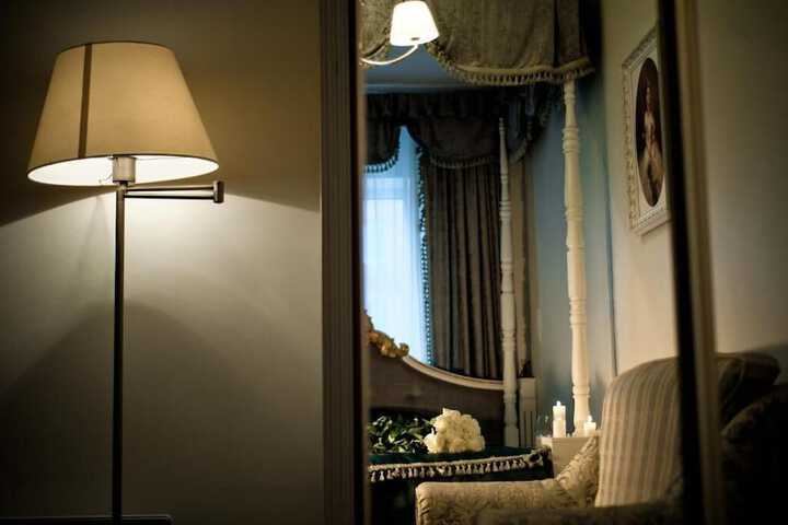 Room 14 of 25