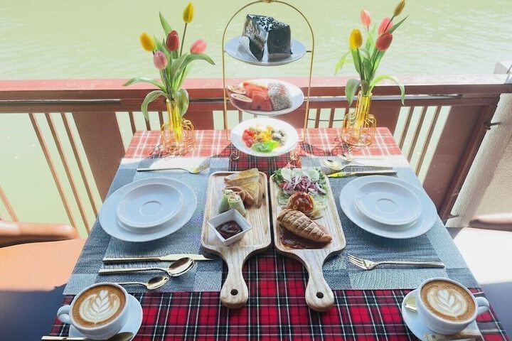 Breakfast/Coffee Service 22 of 34