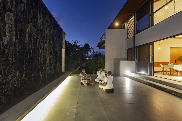 Terrace/Patio 11 of 15
