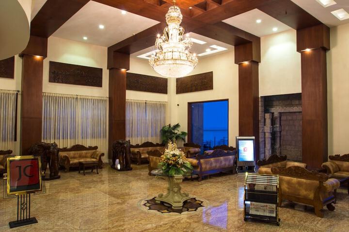Hotel Interior 3 of 32