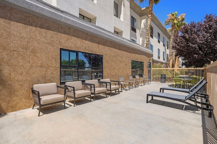 Terrace/Patio 67 of 73
