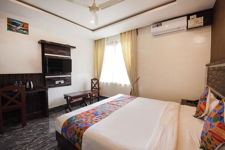 Room 13 of 29