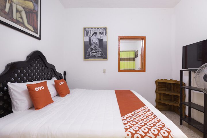 Room 25 of 59