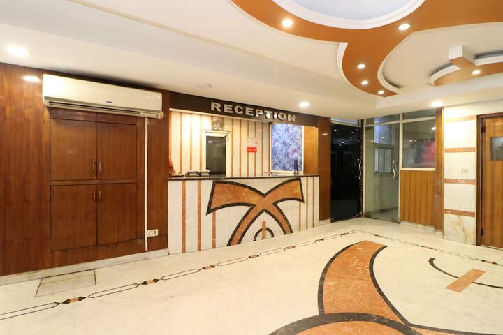 OYO 27012 HOTEL SK RESIDENCY