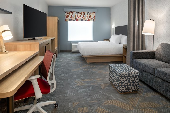 Room 12 of 47