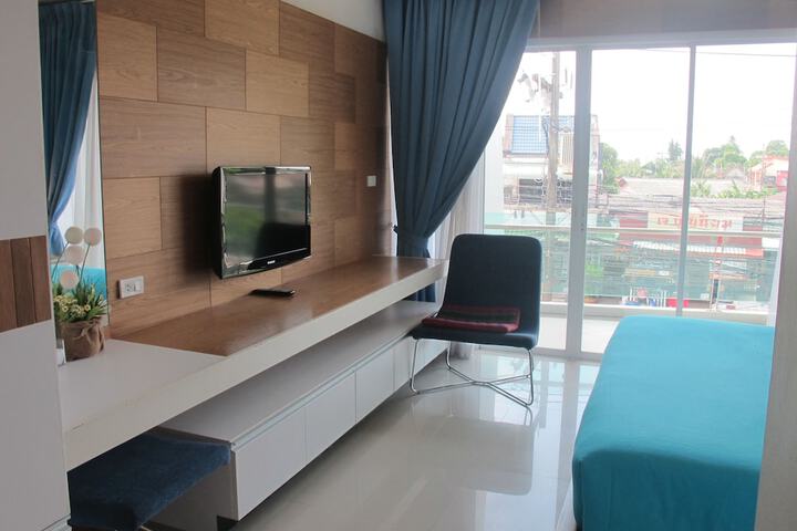 Room 4 of 56
