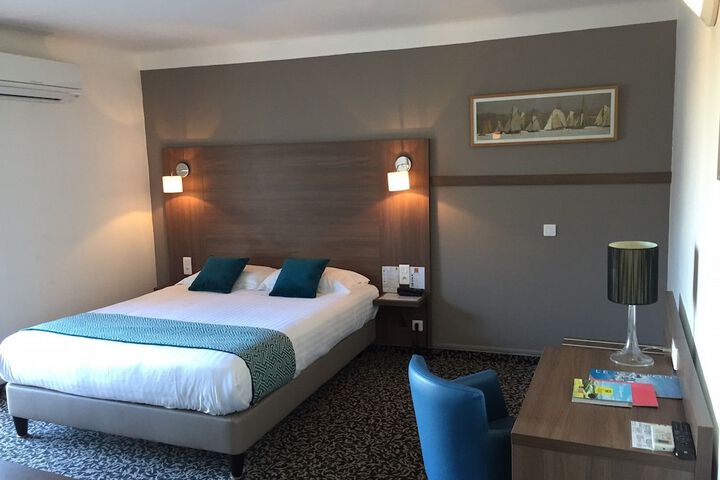 Room 14 of 87
