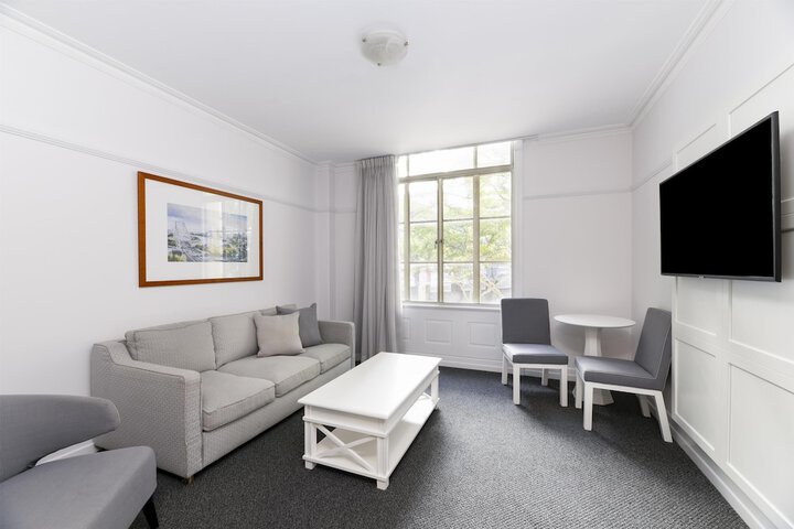 Room 14 of 48