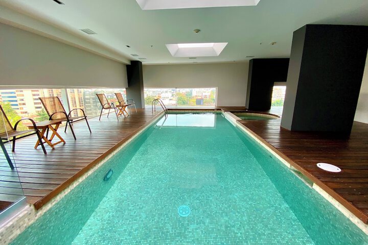 Pool Hotel