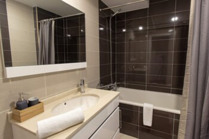 Room 5 of 31