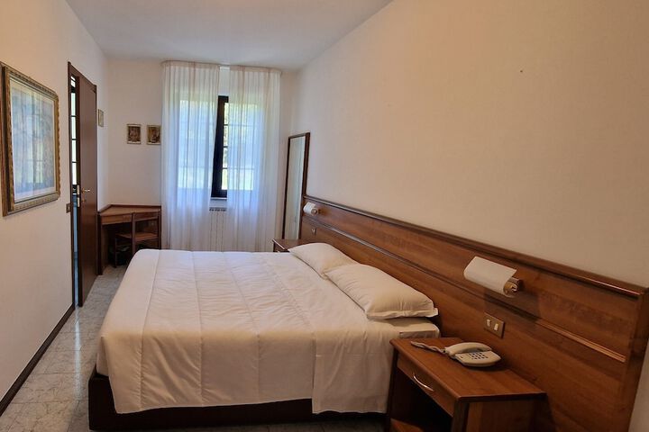 Room 7 of 58