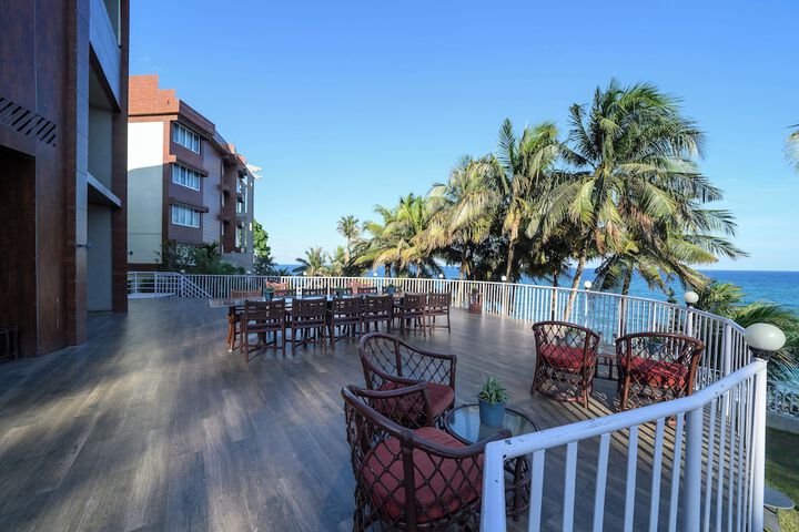 Sundeck 64 of 68