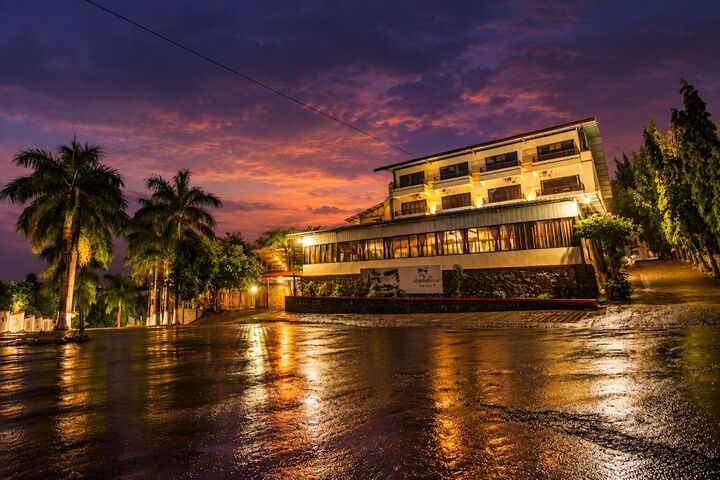 Hotel 84 of 88
