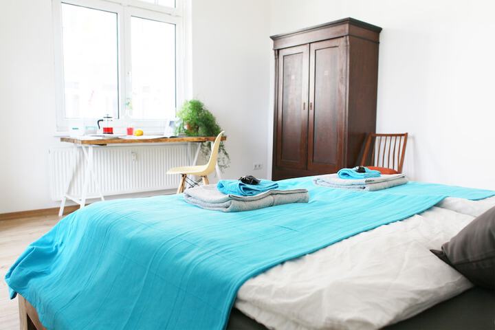 Room 4 of 6