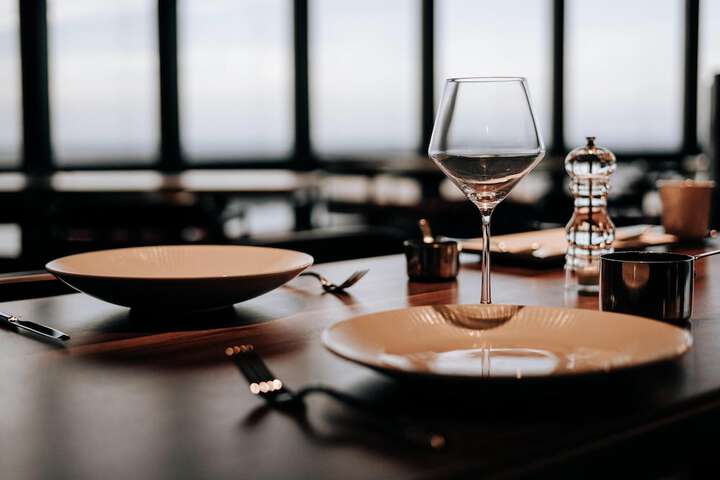 Dining 55 of 88