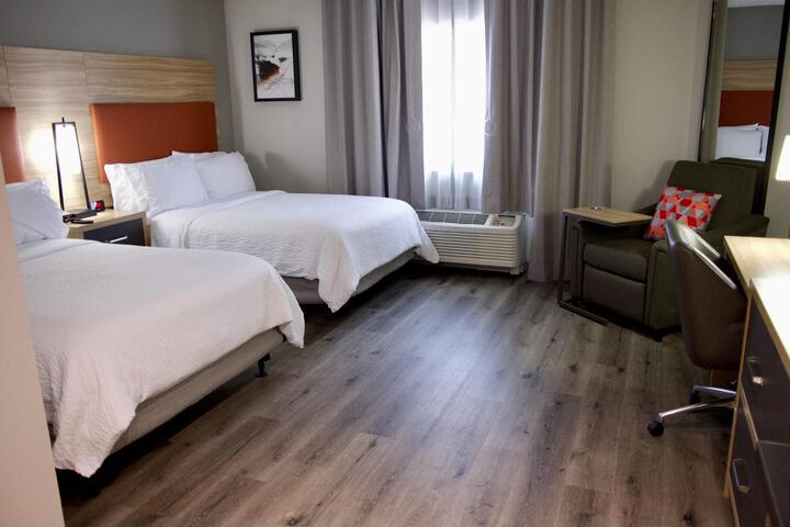 2 Double Beds Accessible (7 of 13)