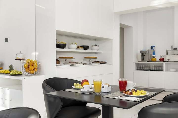 Breakfast/Coffee Service 54 of 75