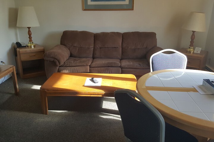 Room 25 of 58