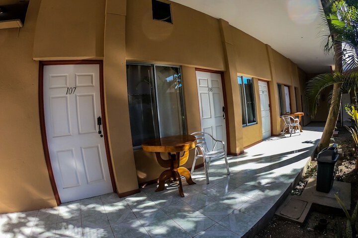 Room 2 of 19