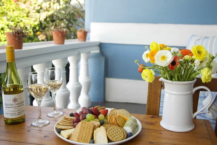 THE BLUE HOUSE
