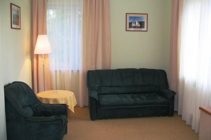 Room 16 of 45