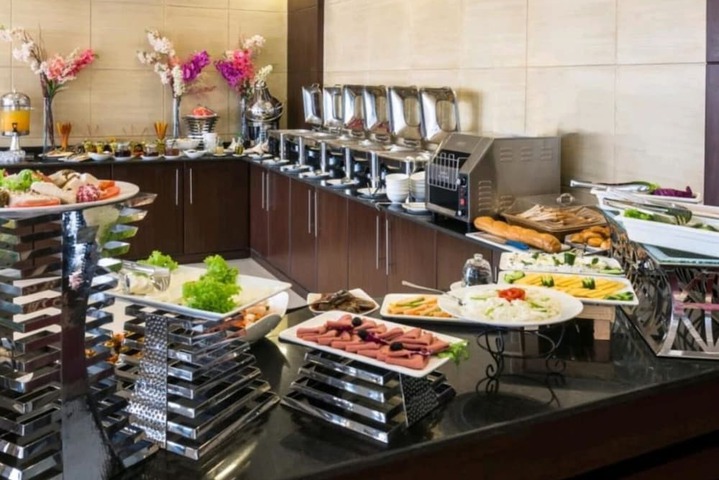 Breakfast/Coffee Service 14 of 17