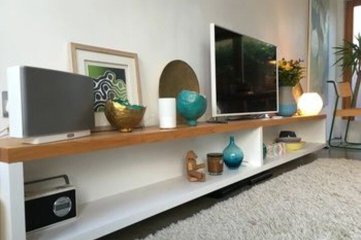 Room 6 of 13