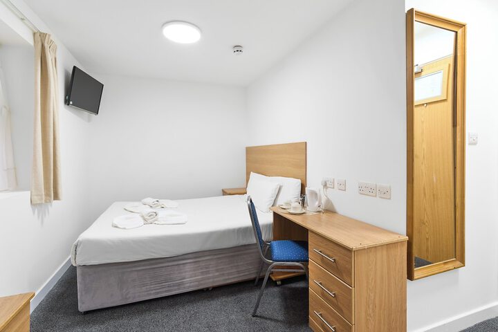 Room 30 of 58