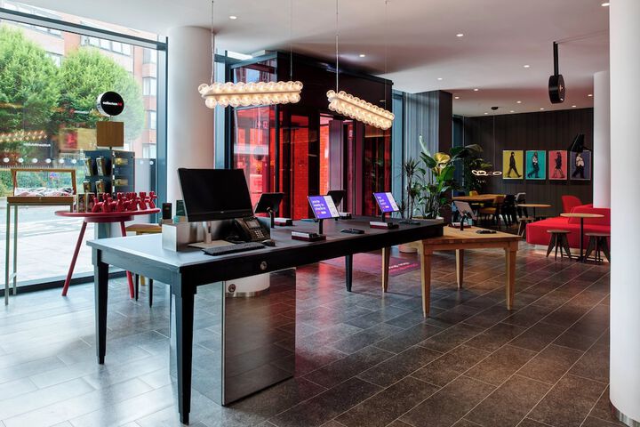 Hotel Interior 11 of 71