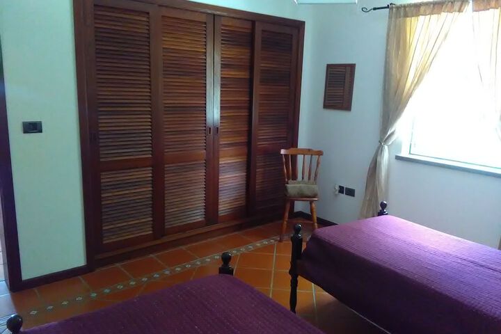 Room 17 of 77
