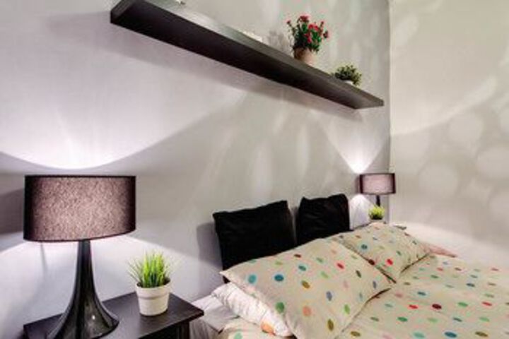 Room 46 of 330