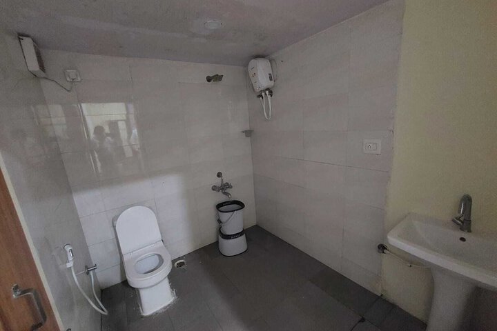 Room 11 of 52