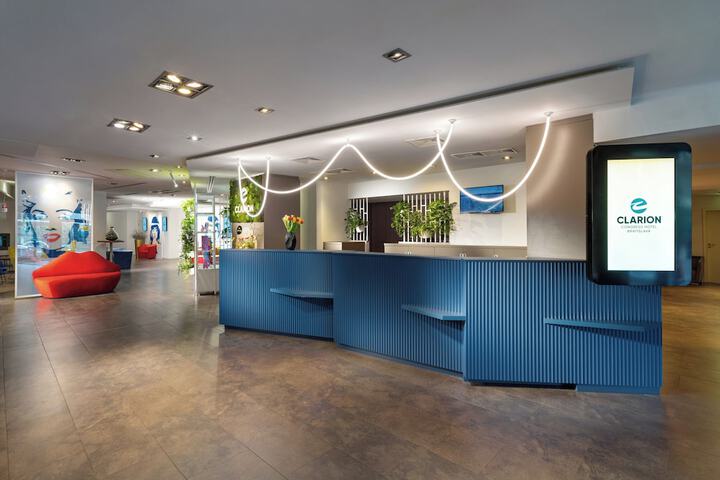 Hotel Lobby