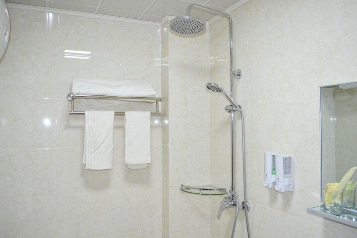 Room 15 of 20