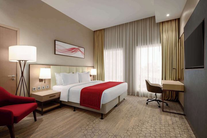 Room 14 of 36