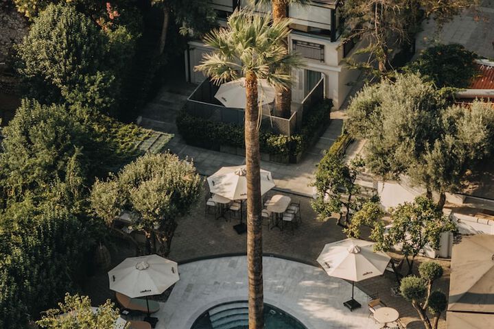 Pool 81 of 110