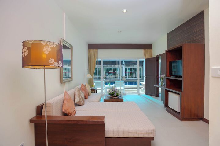 Room 26 of 81
