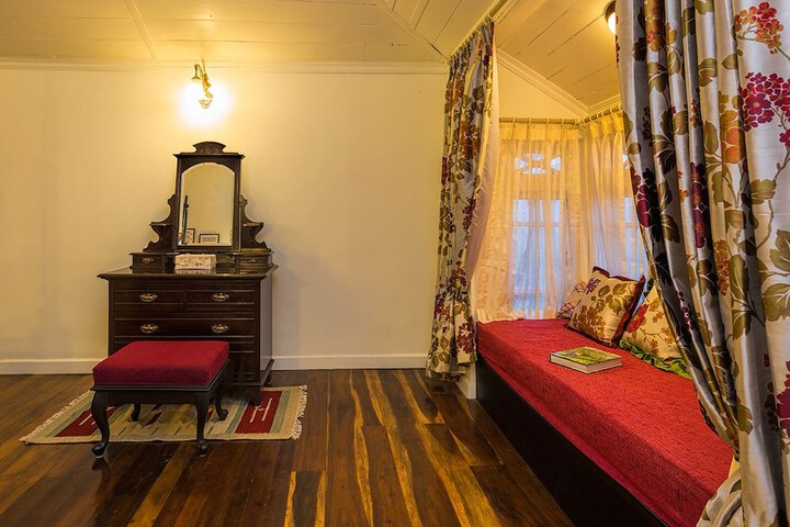 Room 5 of 34