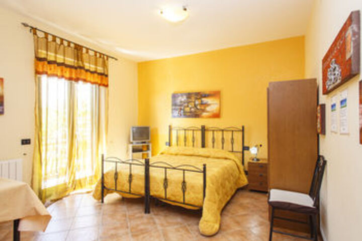 Room 19 of 28