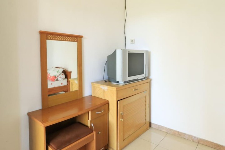 Room 7 of 65