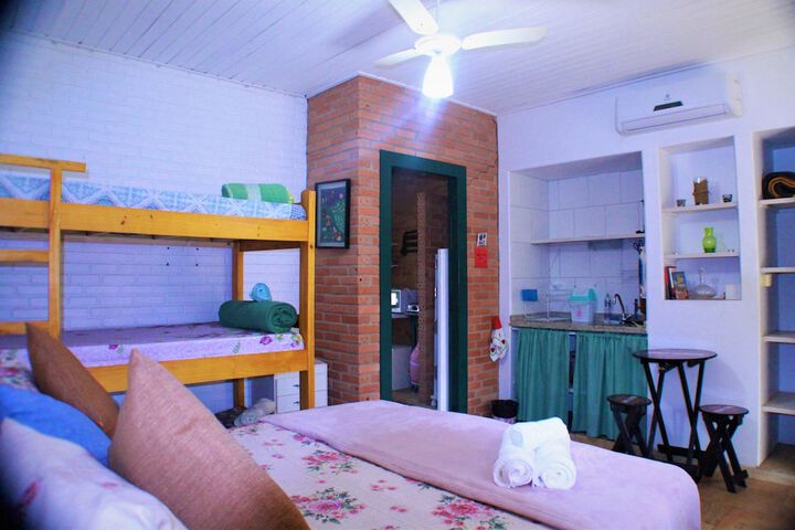 Room 5 of 82