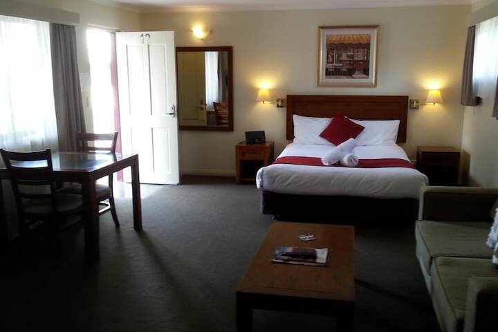 Room 10 of 52