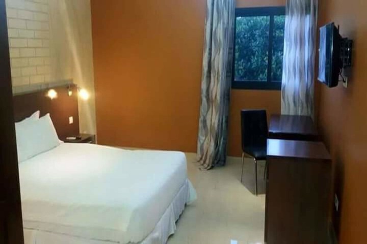Room 21 of 47