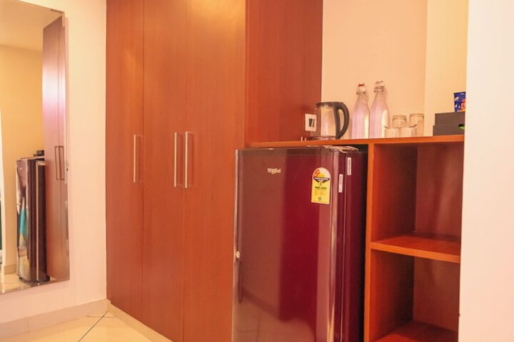Room 9 of 63