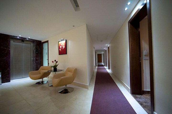 Ballroom/Hall 59 of 61