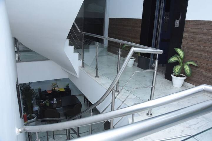 Hotel Interior 7 of 40
