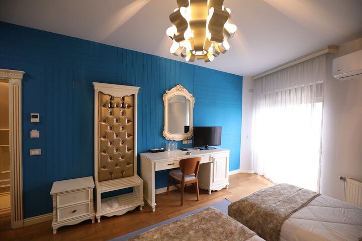 Room 11 of 86