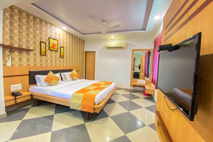 Room 26 of 47