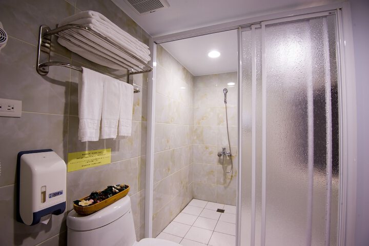 Room 36 of 36